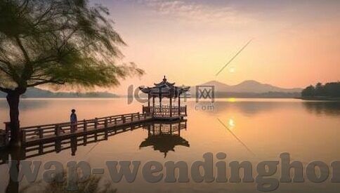 足球友谊赛比分-绿茵场上的友谊交响曲，一场足球友谊赛比分的背后故事